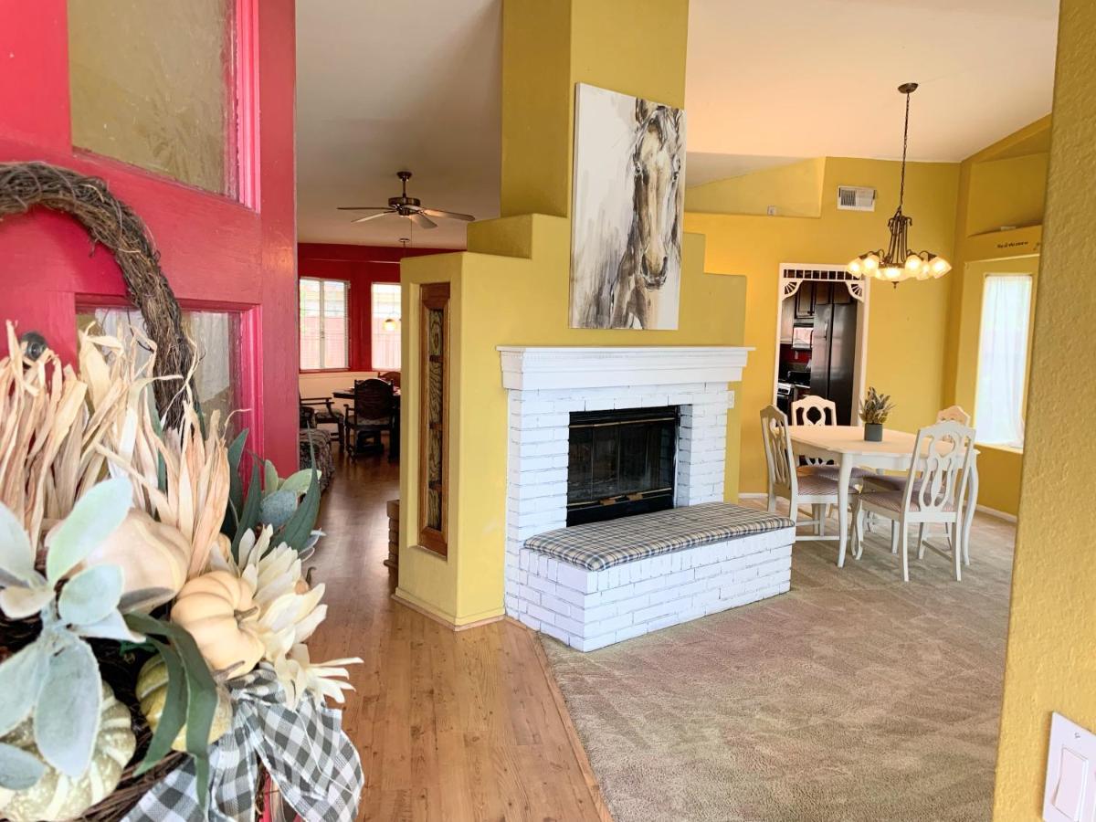 Vineyard Vista Suite With Tv And Private Bathroom Хемет Екстериор снимка